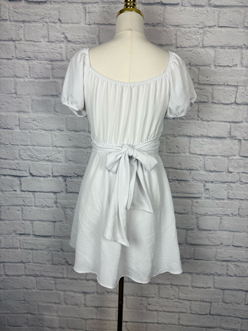 Altar’d State off white puff sleeve dress size S - Picture 6 of 8